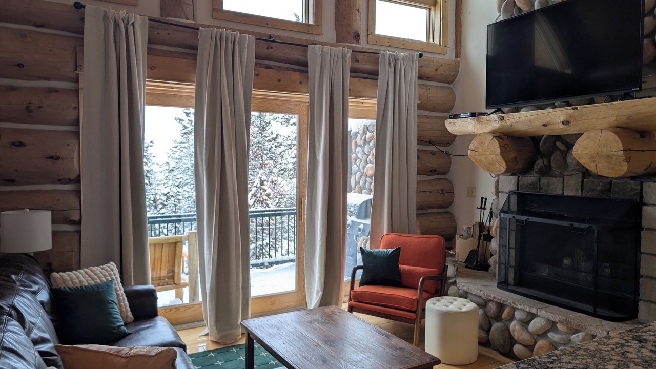 Photo of Livingroom in Pinedale