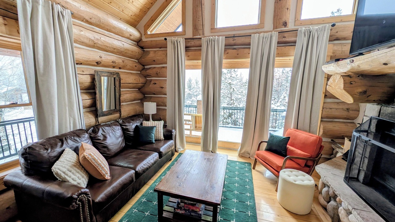 Photo of Livingroom in Pinedale
