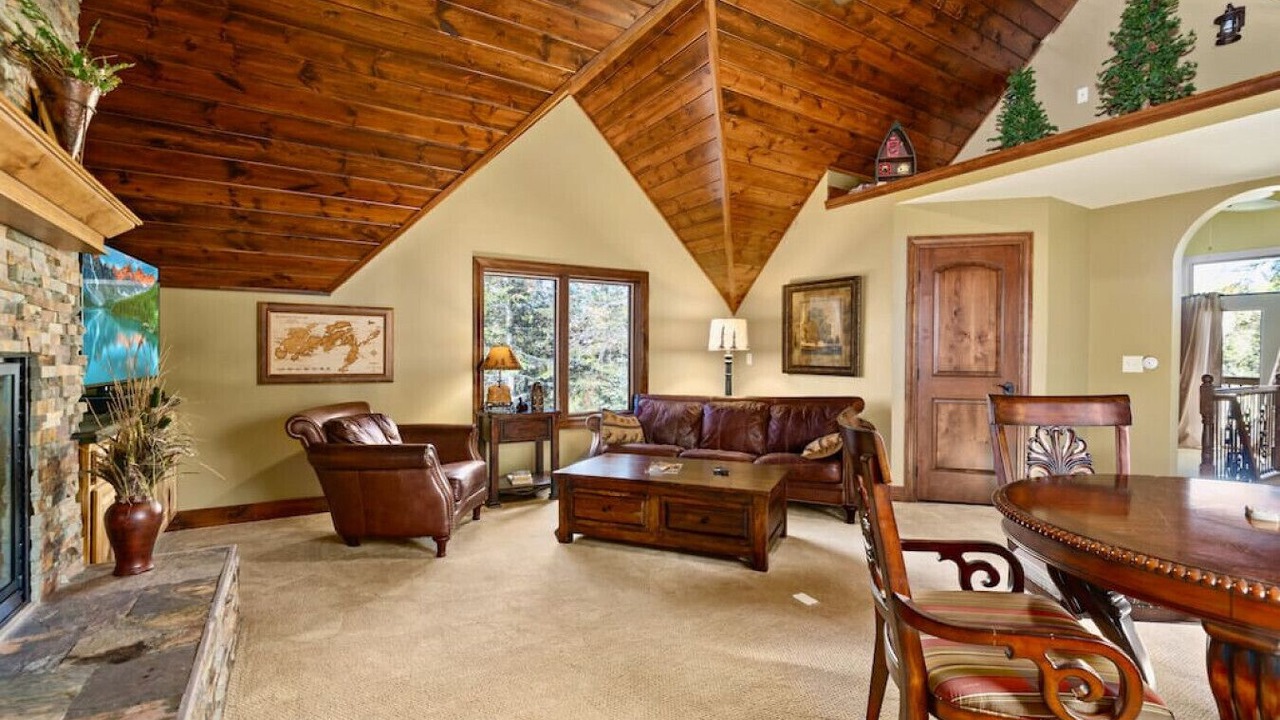 Photo of Bedroom in Crosslake