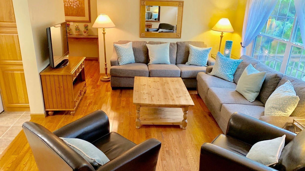 Photo of Livingroom in Baileys Harbor