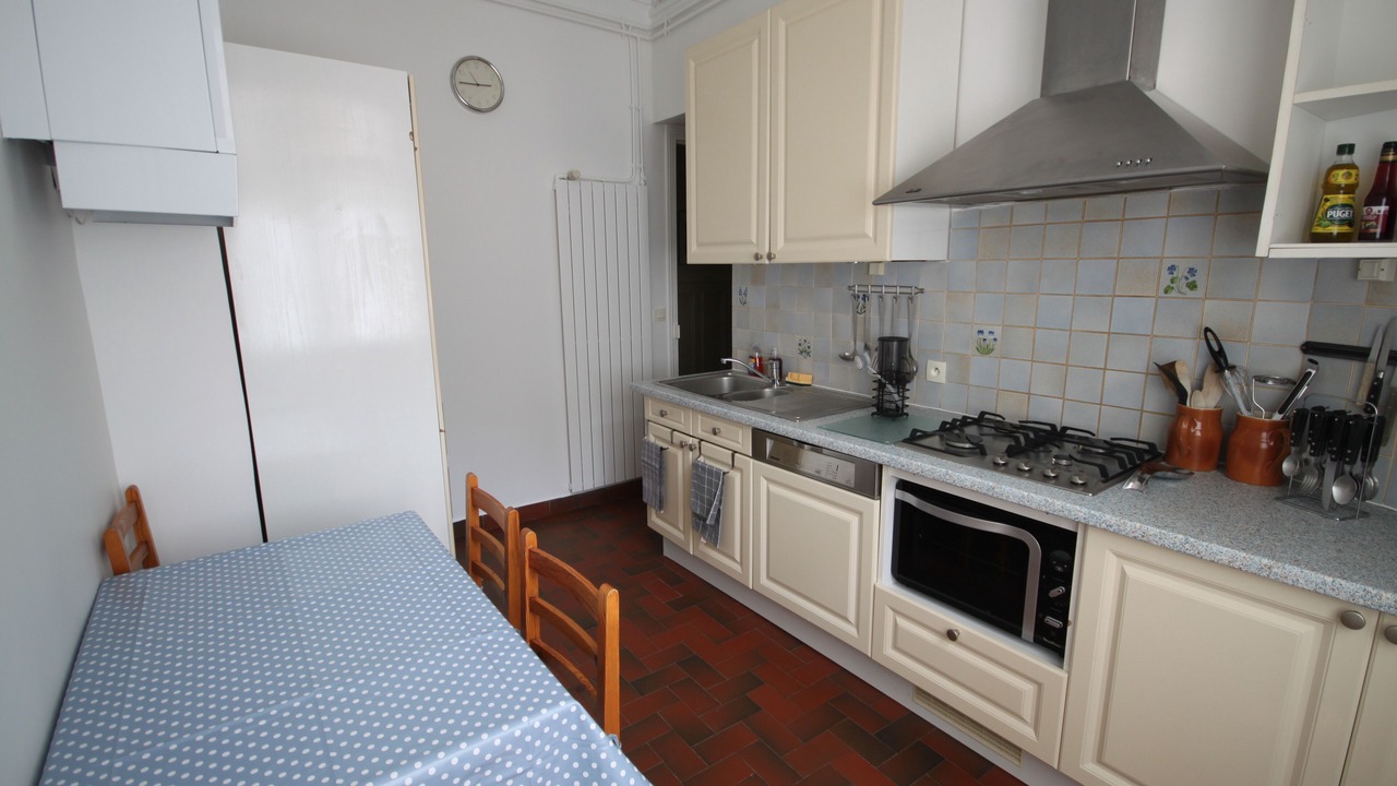 Photo of Kitchen in Quartier Saint-Ambroise