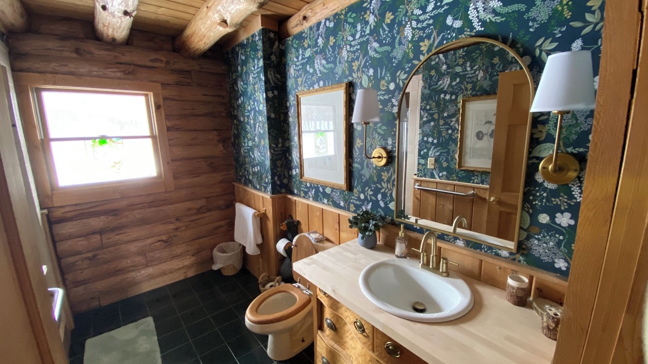 Photo of Bathroom in Lexington