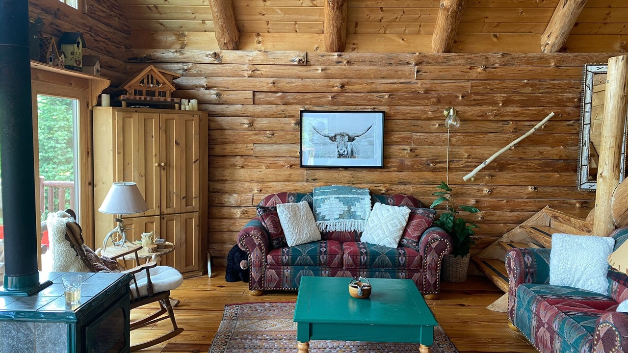Photo of Livingroom in Lexington