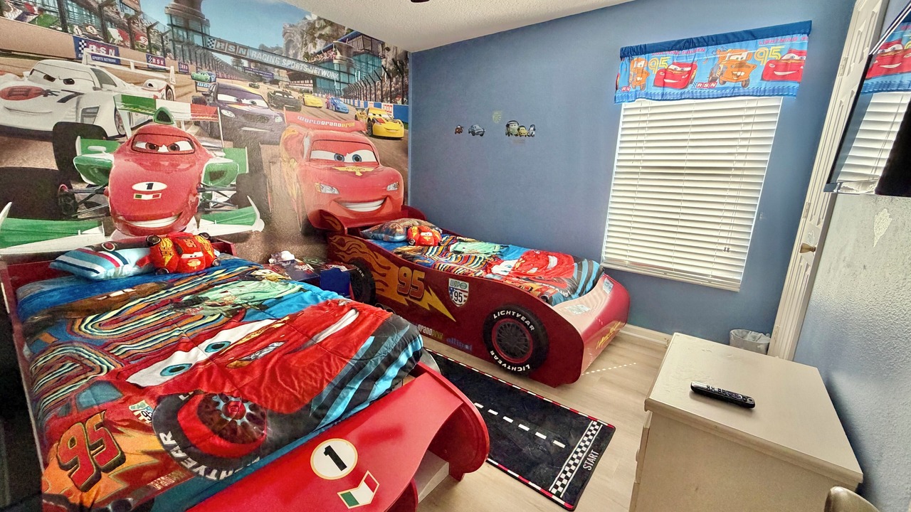 Photo of Bedroom in Windsor Palms