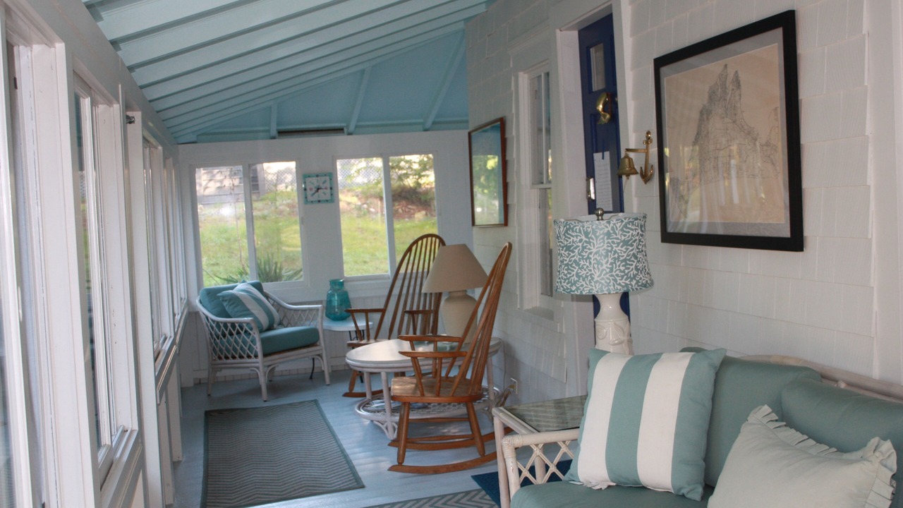 Photo of Livingroom in East Chop