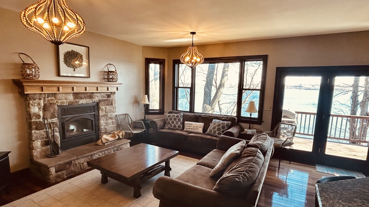 Photo of Livingroom in Seneca Falls