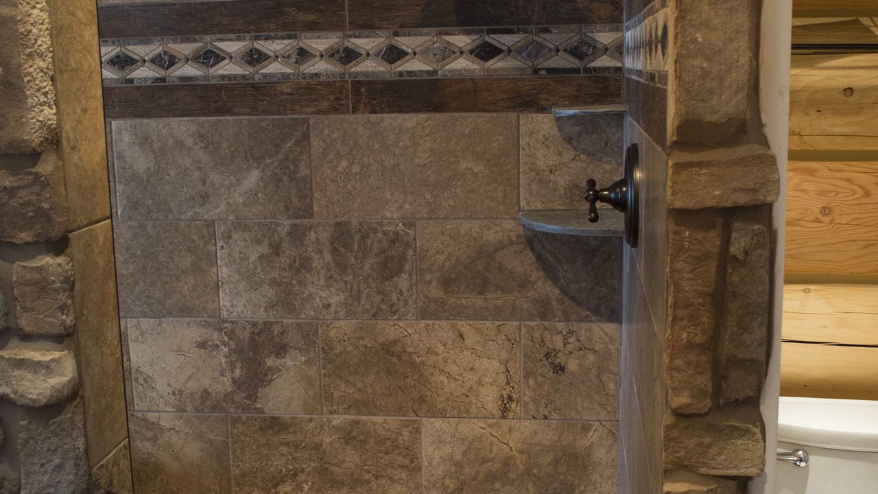 Photo of Bathroom in Island Park