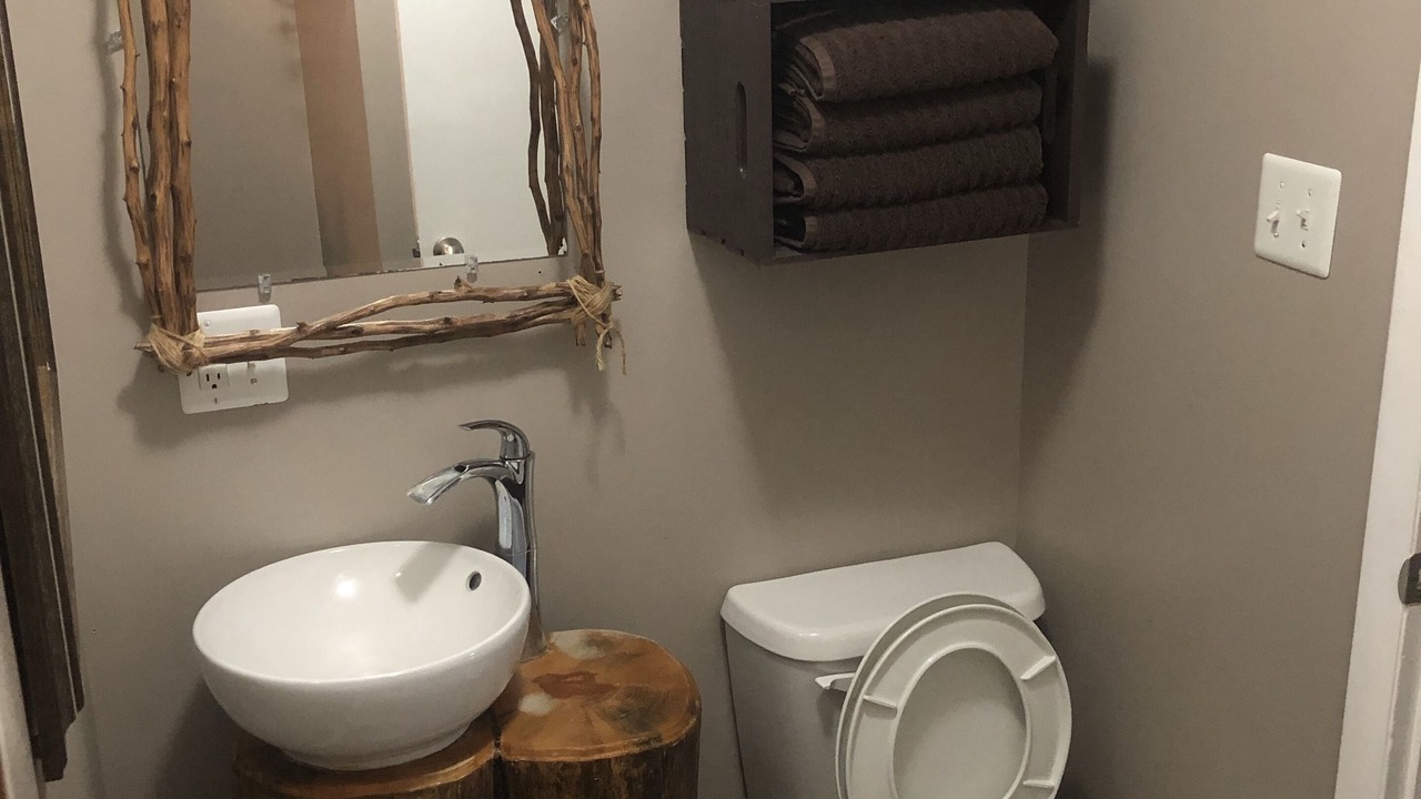 Photo of Bathroom in Samburg