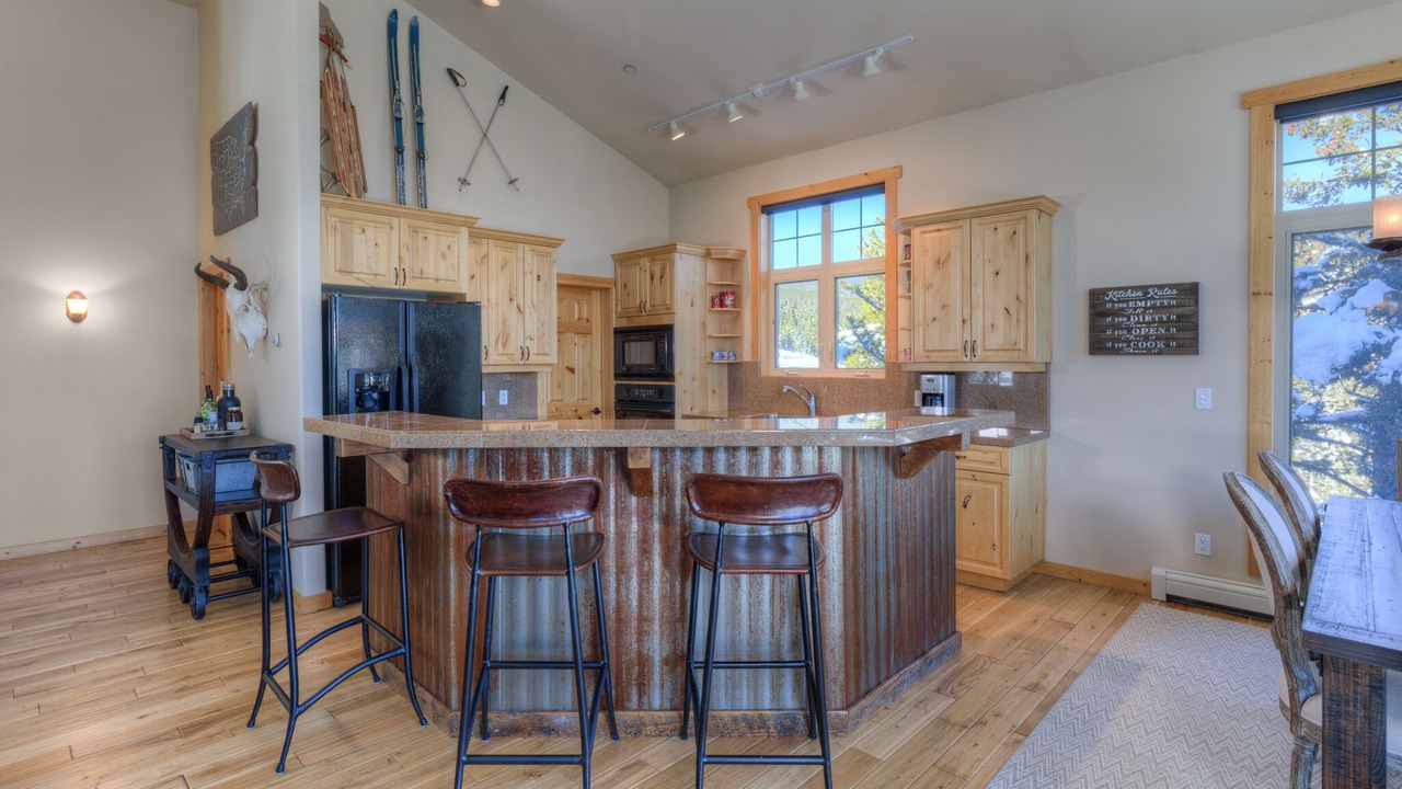 Photo of Kitchen in Antler Ridge