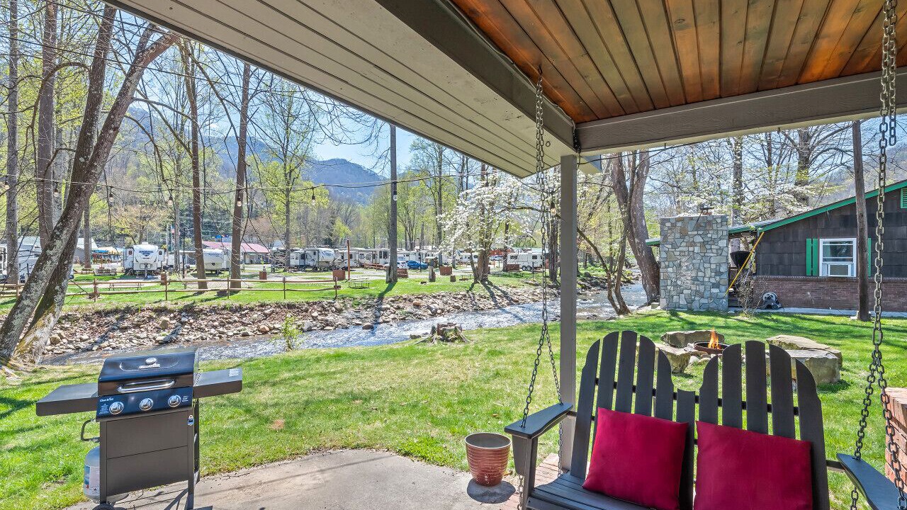 Photo of Others in Maggie Valley