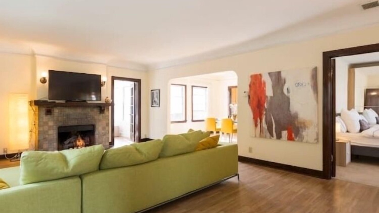 Photo of Livingroom in Larchmont