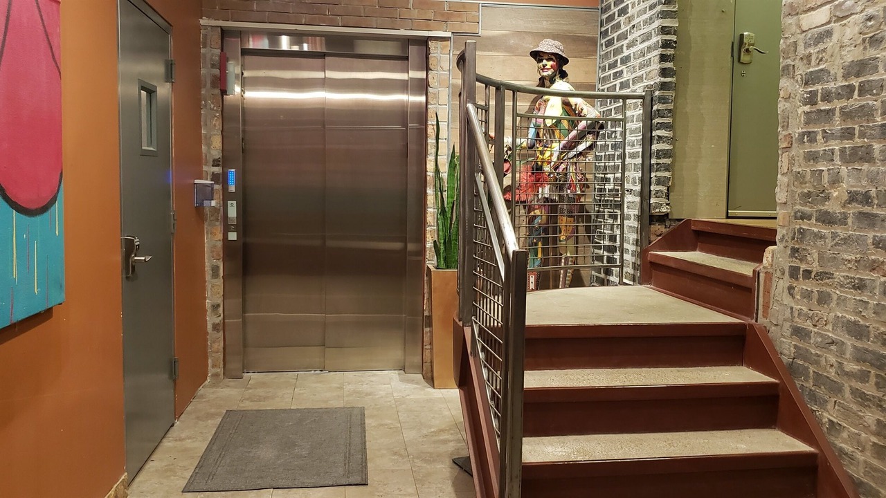 Photo of Others in River North