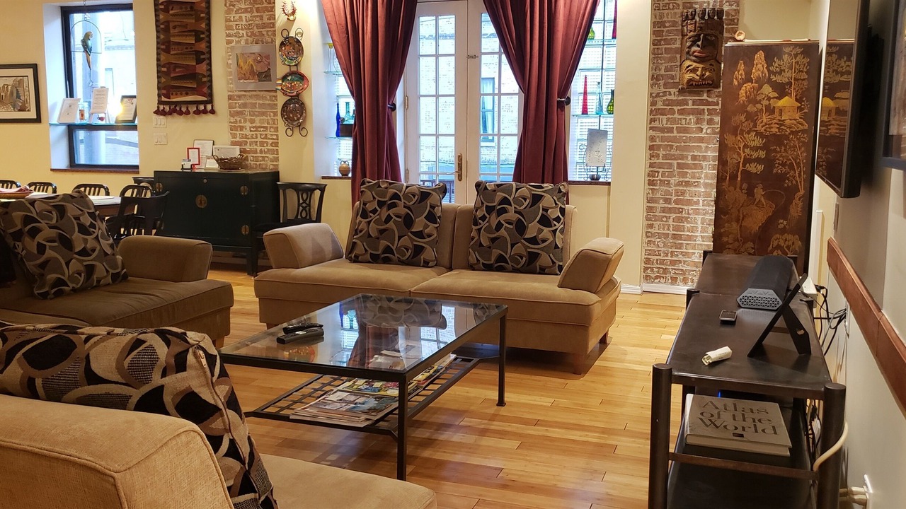 Photo of Others in River North