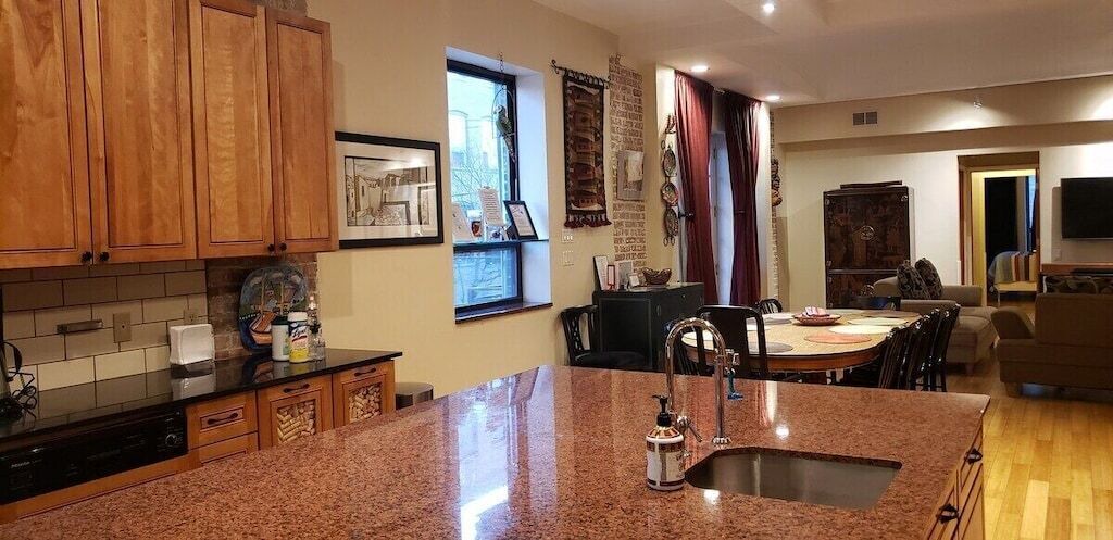 Photo of Others in River North