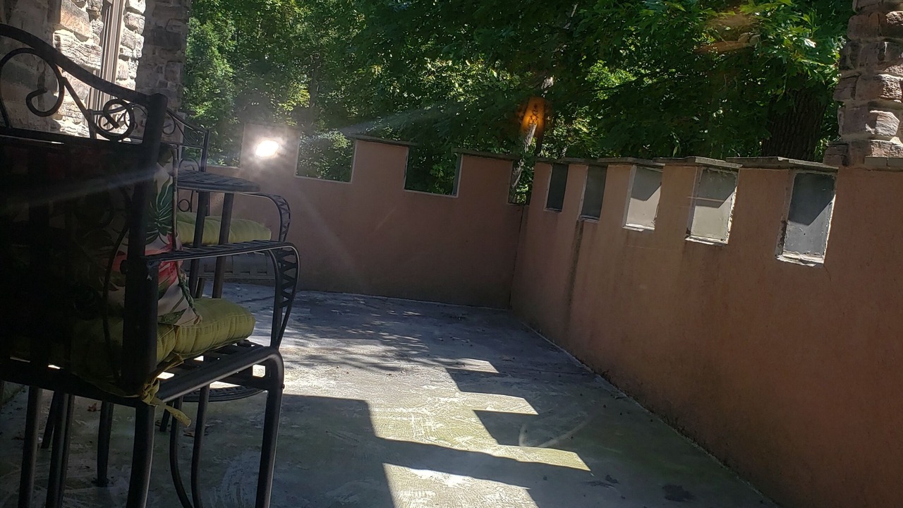 Photo of Patio Balcony in Lowder