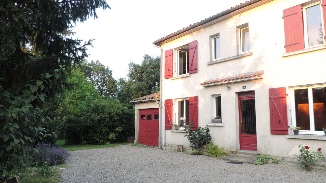 Photo of Outdoor in Saint-Hilaire-la-Palud