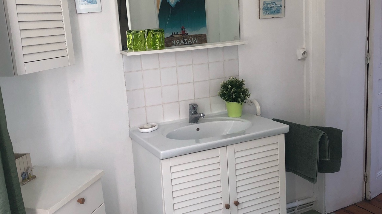 Photo of Bathroom in Saint-Martin-aux-Buneaux