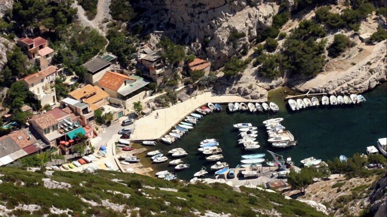 Photo of Others in Gemenos