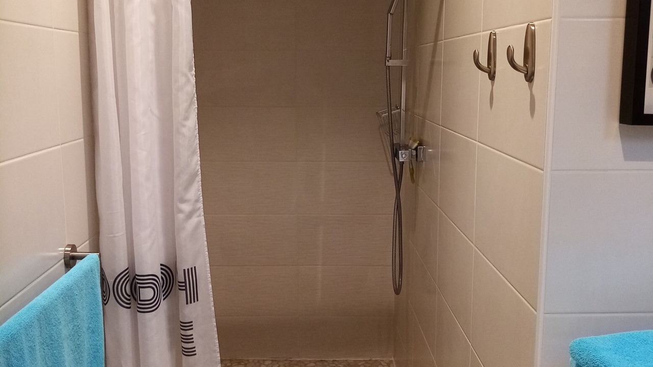 Photo of Bathroom in Villenave-d'Ornon