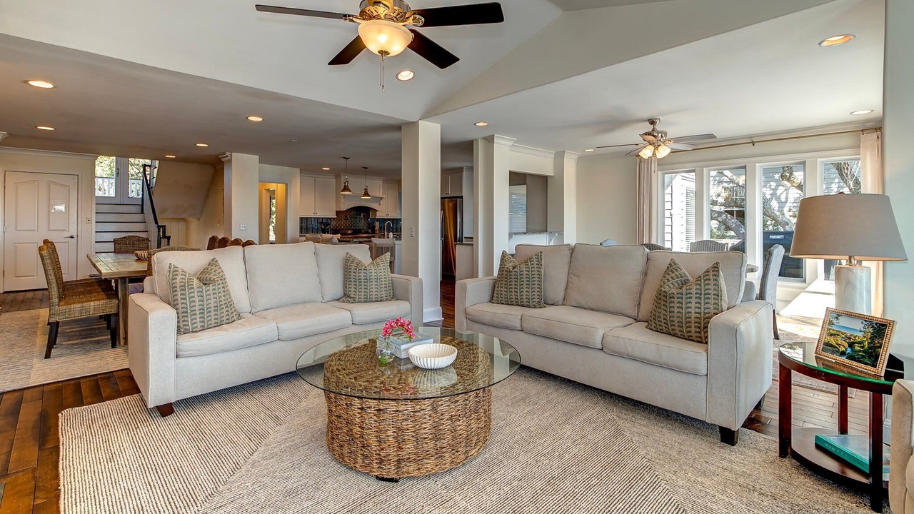 Photo of Livingroom in Isle of Palms