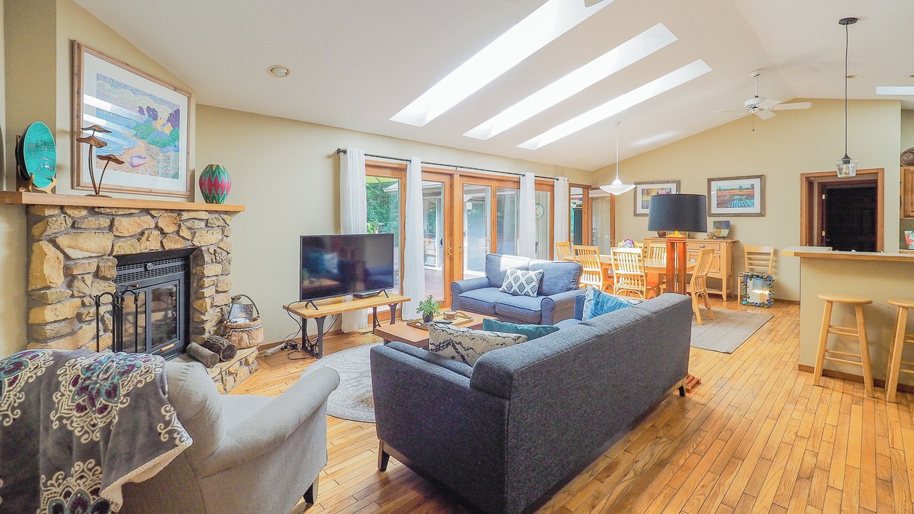 Photo of Livingroom in Harbert