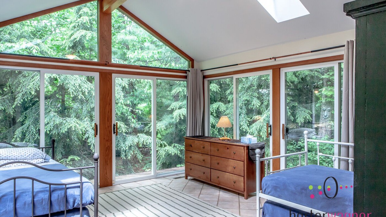 Photo of Bedroom in Harbert