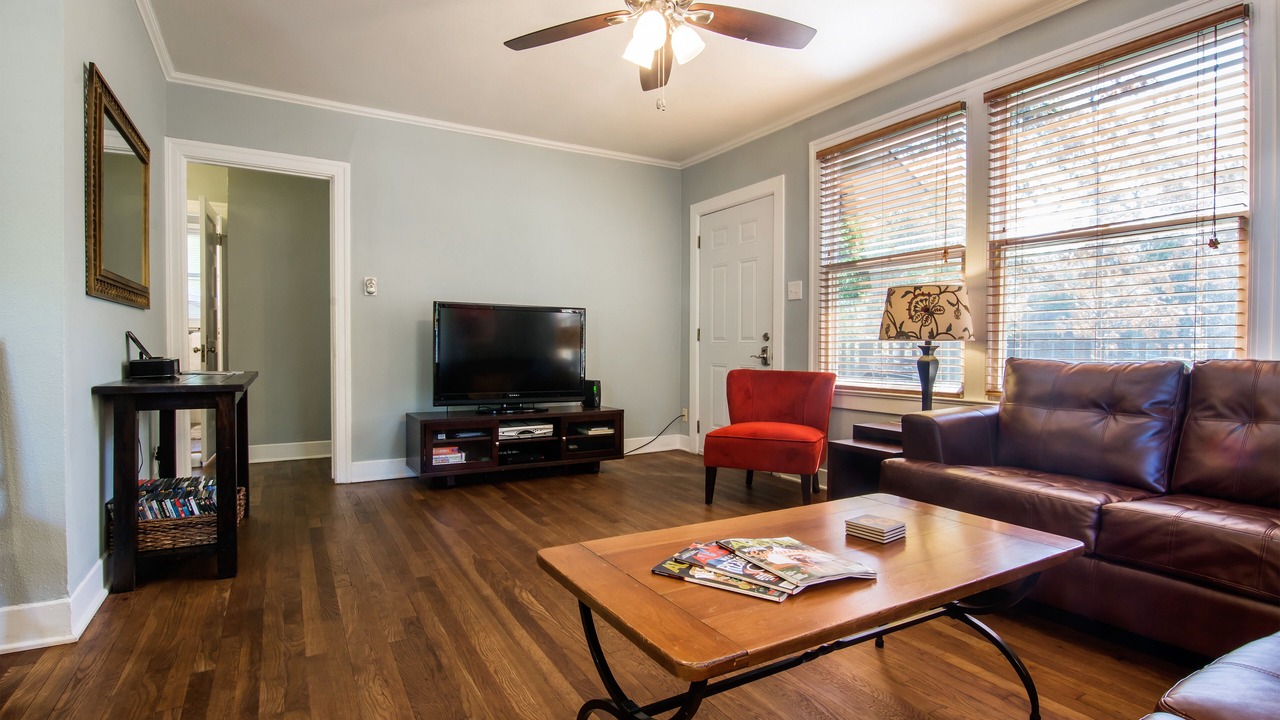 Photo of Livingroom in Zilker