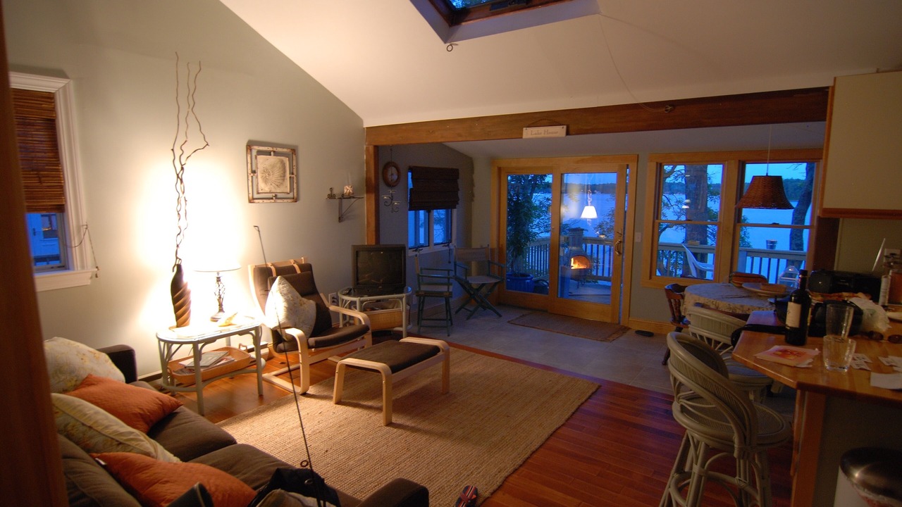 Photo of Livingroom in Ponds of Plymouth