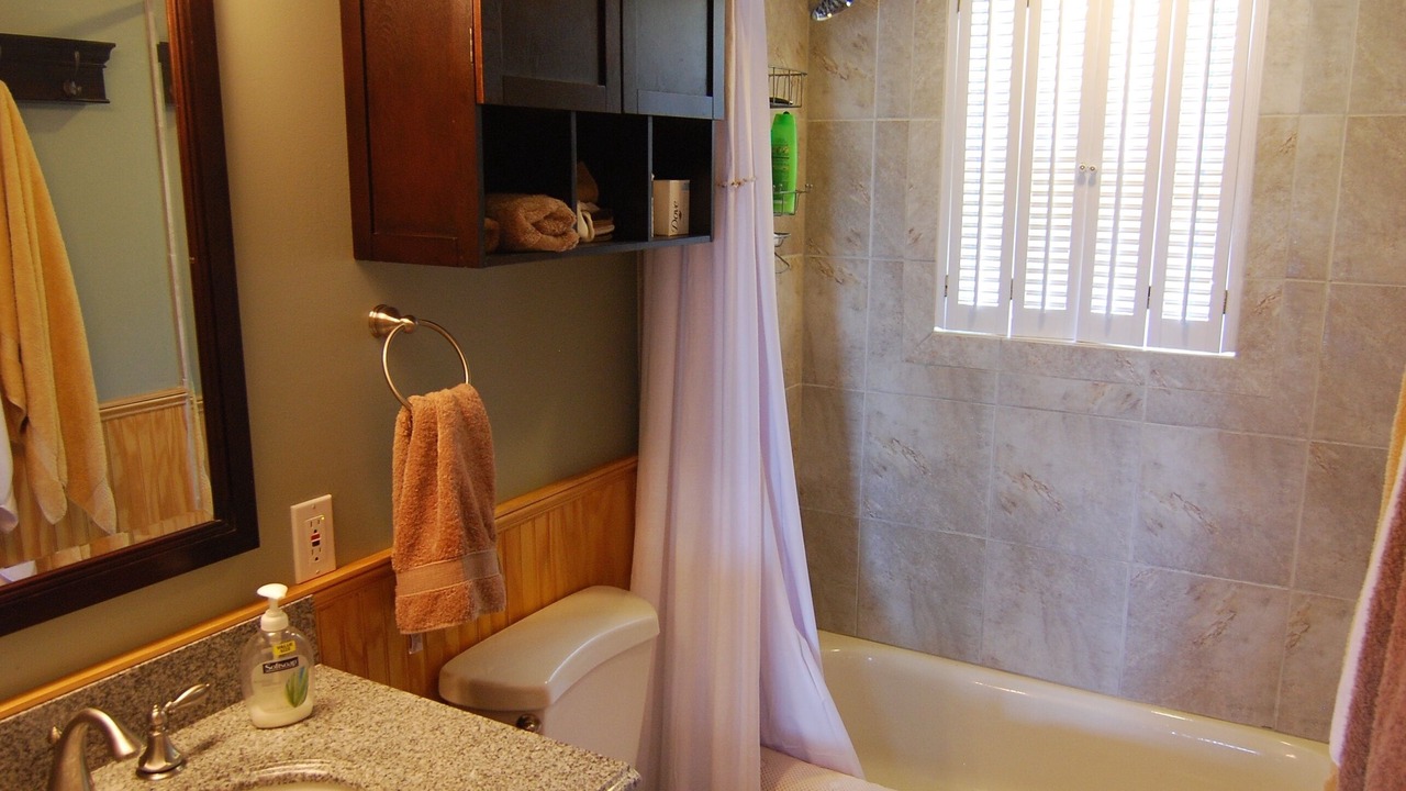 Photo of Bathroom in Ponds of Plymouth