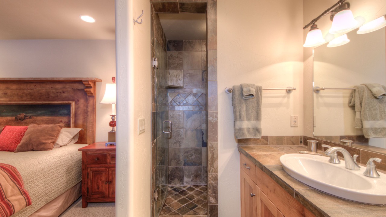 Photo of Bathroom in Big Sky