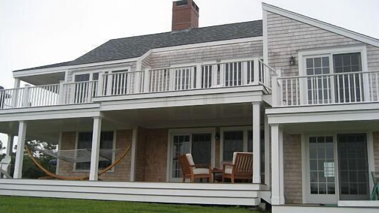 Photo of Others in Tom Nevers