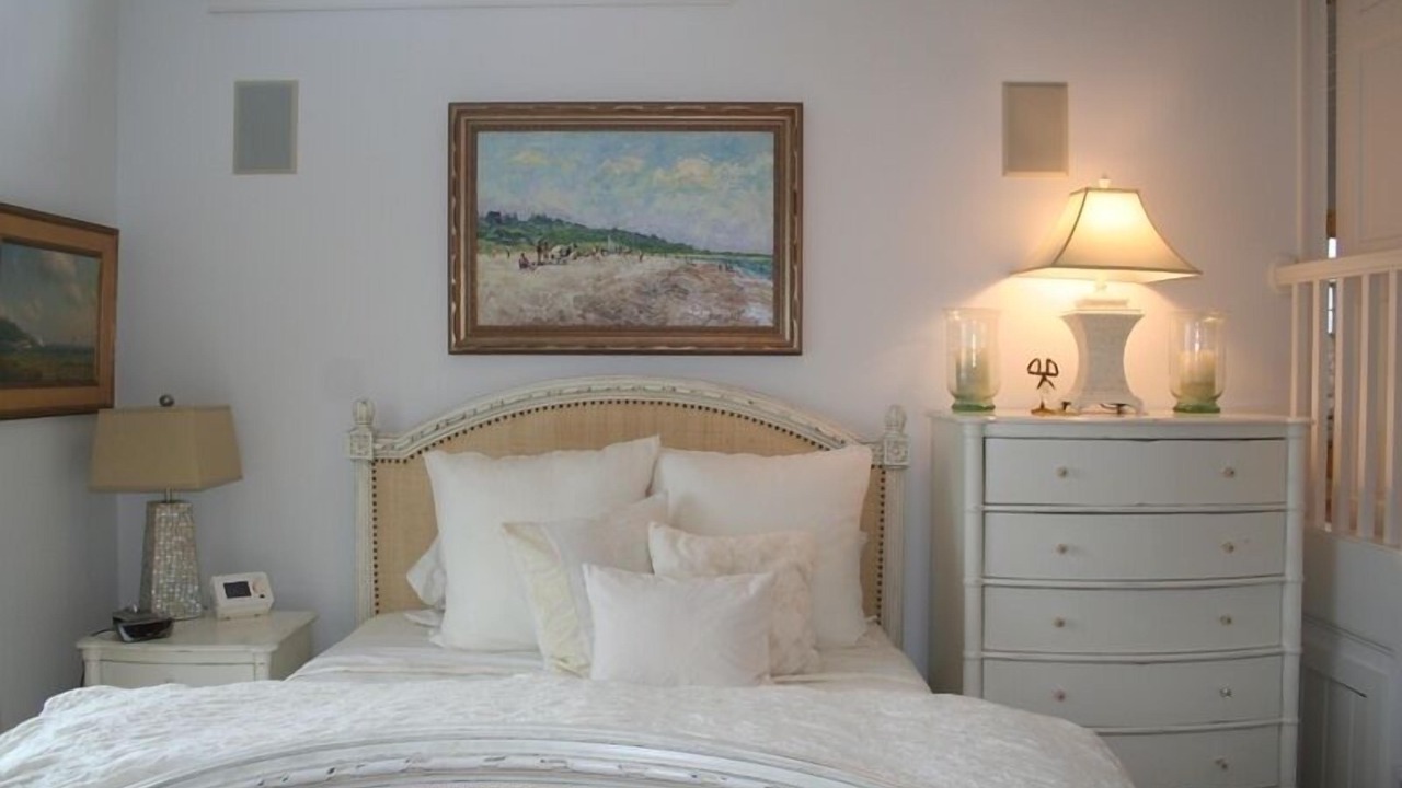 Photo of Others in Tom Nevers