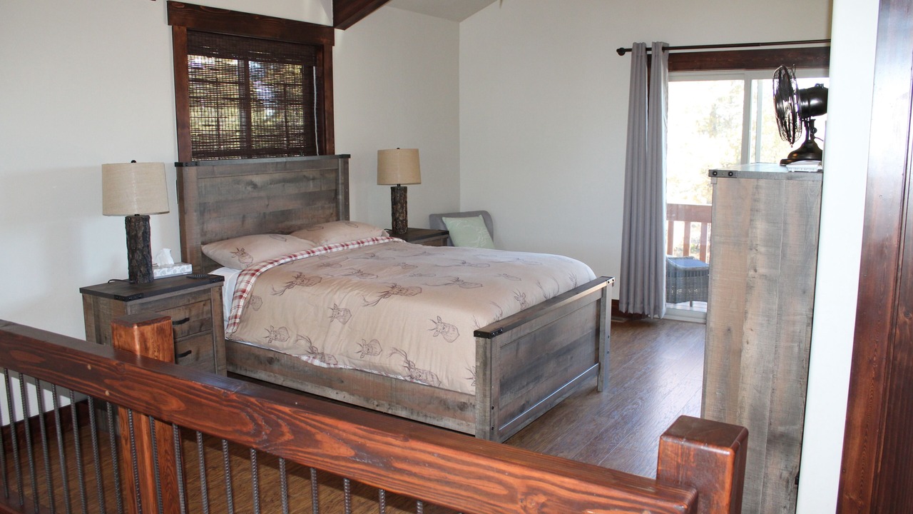 Photo of Patio Balcony in Mammoth Creek