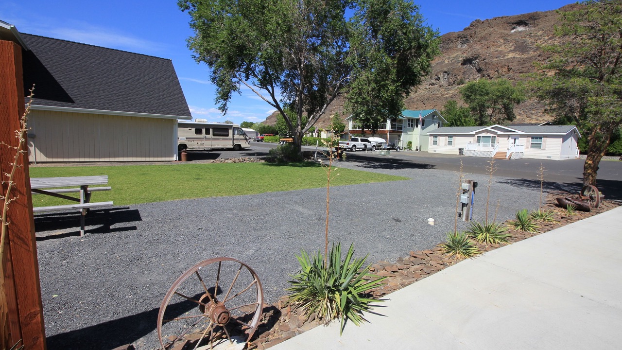 Photo of Outdoor in Sunland Estates