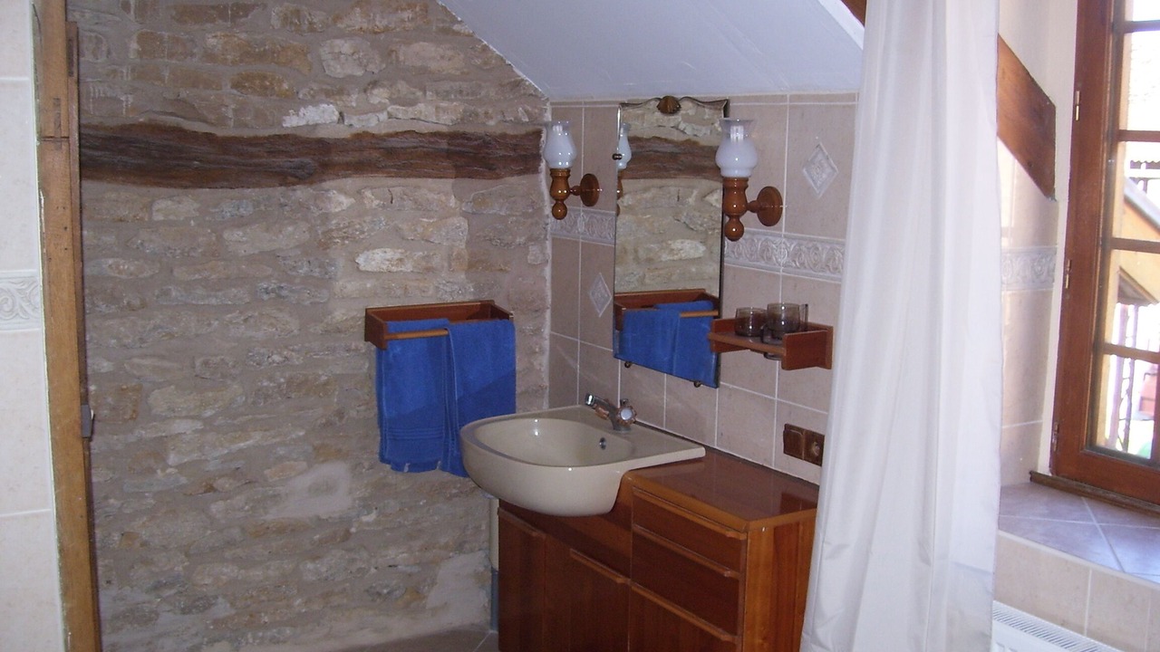 Photo of Bathroom in Colombier