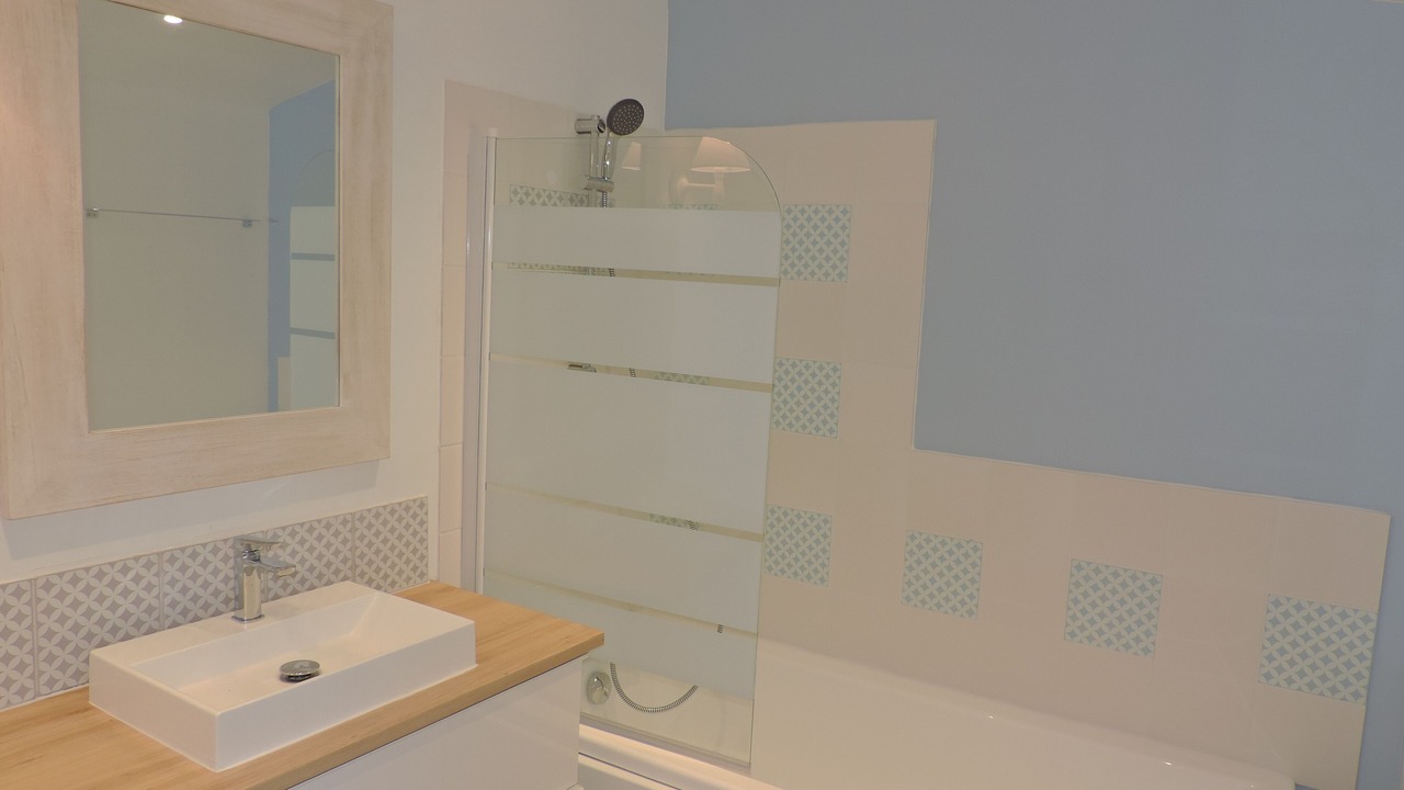Photo of Bathroom in Benouville