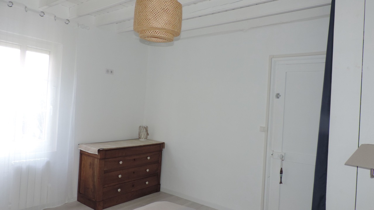 Photo of Bedroom in Benouville