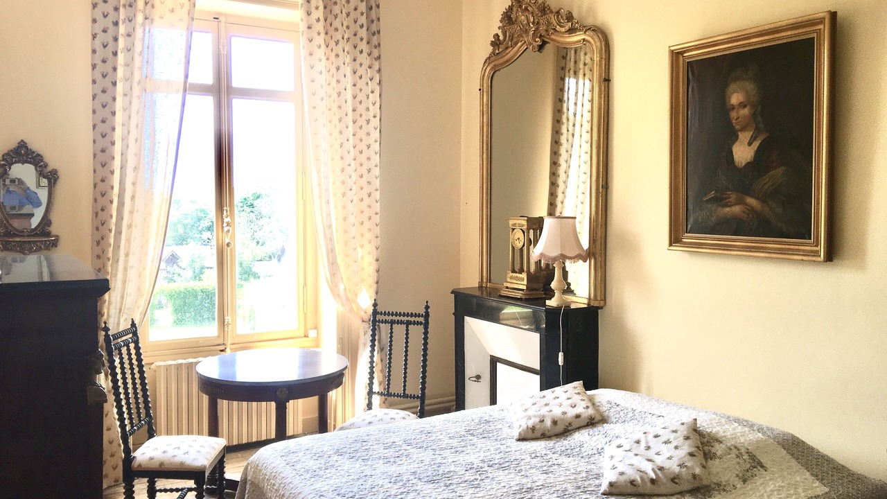 Photo of Bedroom in Souvigne-sur-Sarthe
