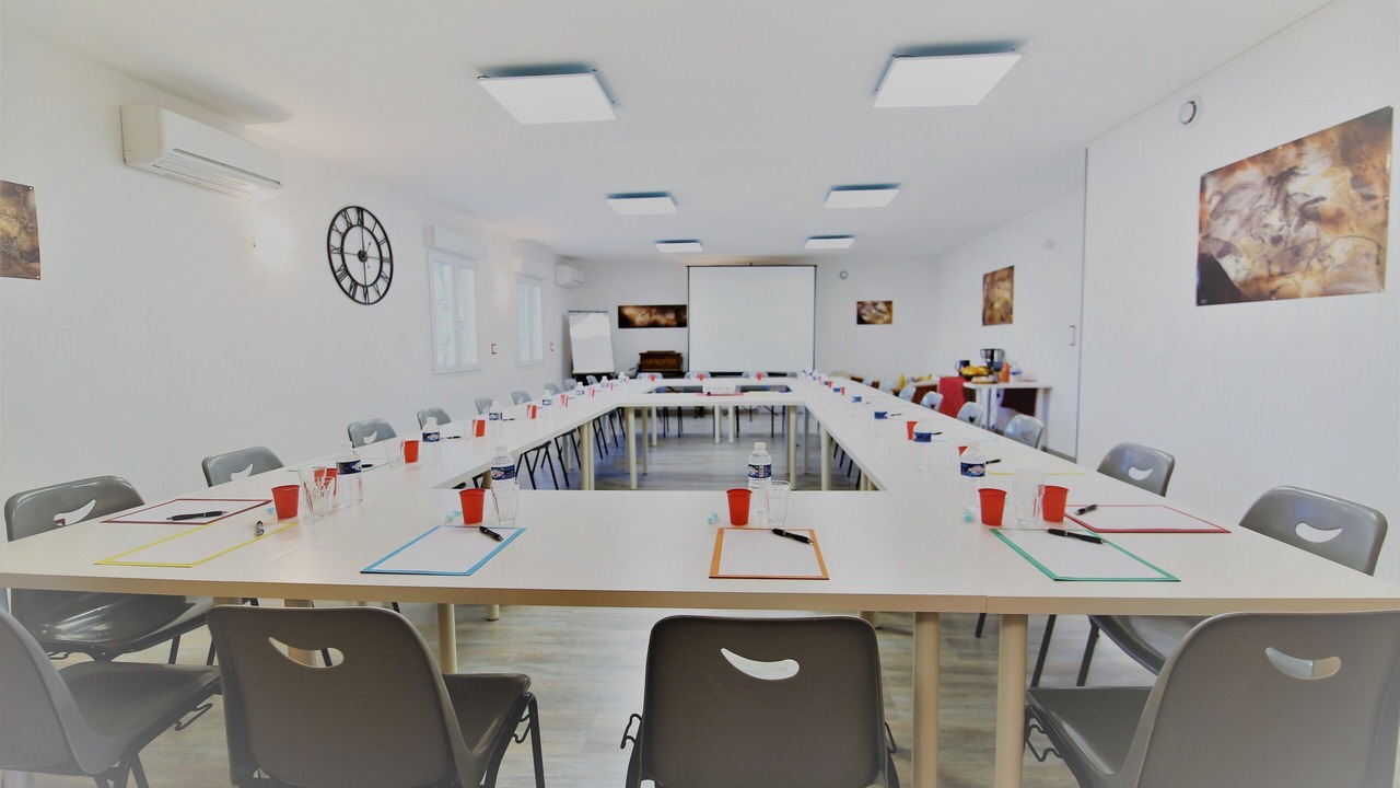 Photo of Others in Banne