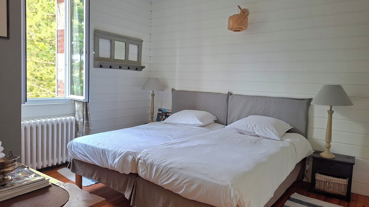 Photo of Bedroom in Merville-Franceville-Plage