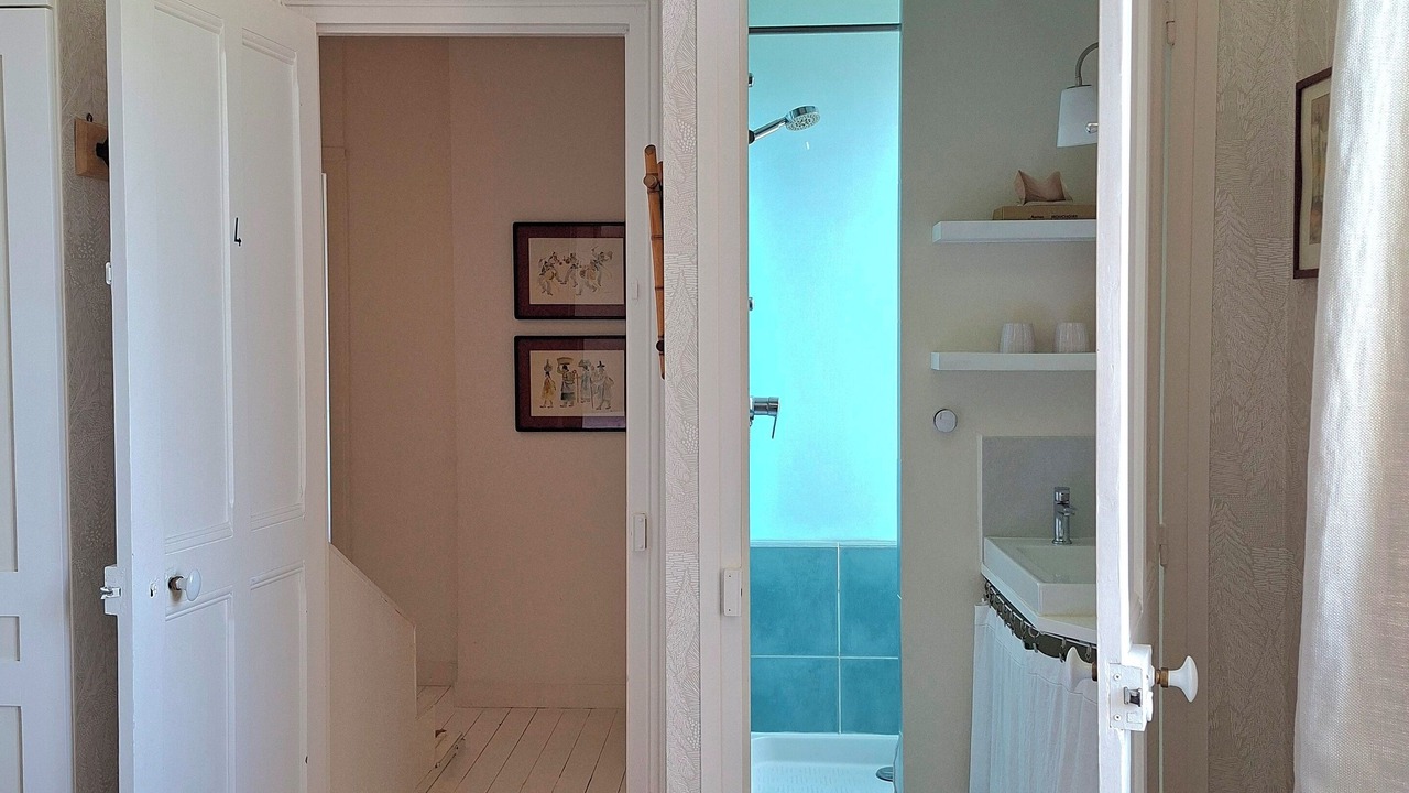 Photo of Bedroom in Merville-Franceville-Plage