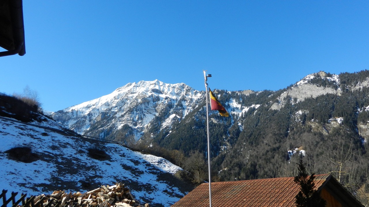 Photo of Others in Kandergrund