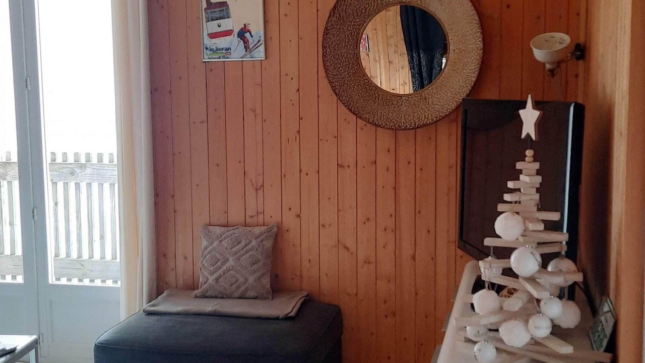 Photo of Livingroom in Laveissiere
