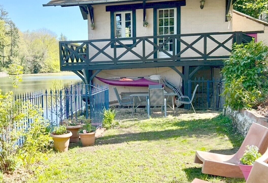 Photo of Outdoor in Olivet