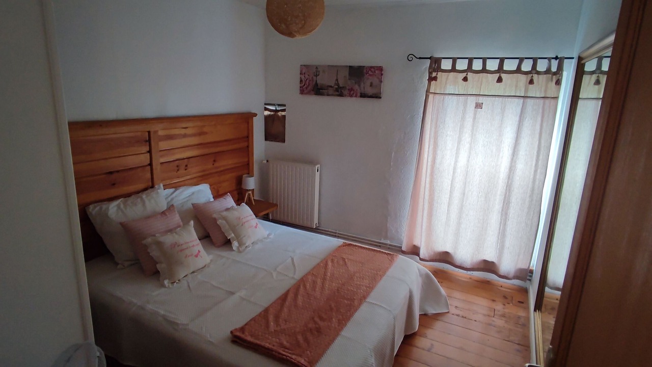 Photo of Bedroom in Saint-Medard