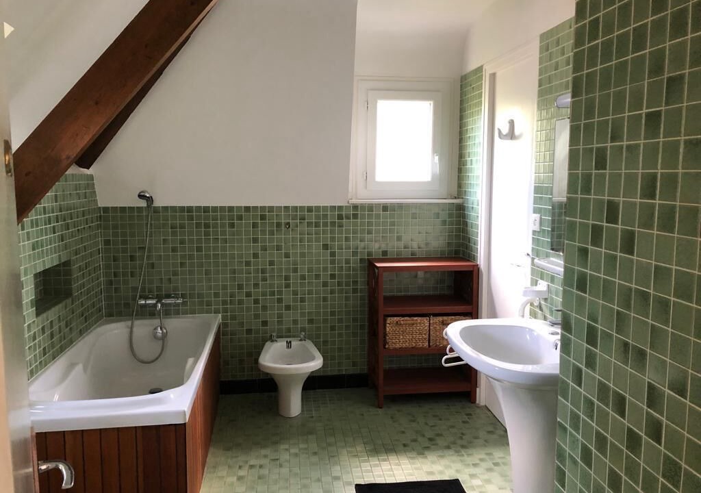 Photo of Bathroom in Lancieux