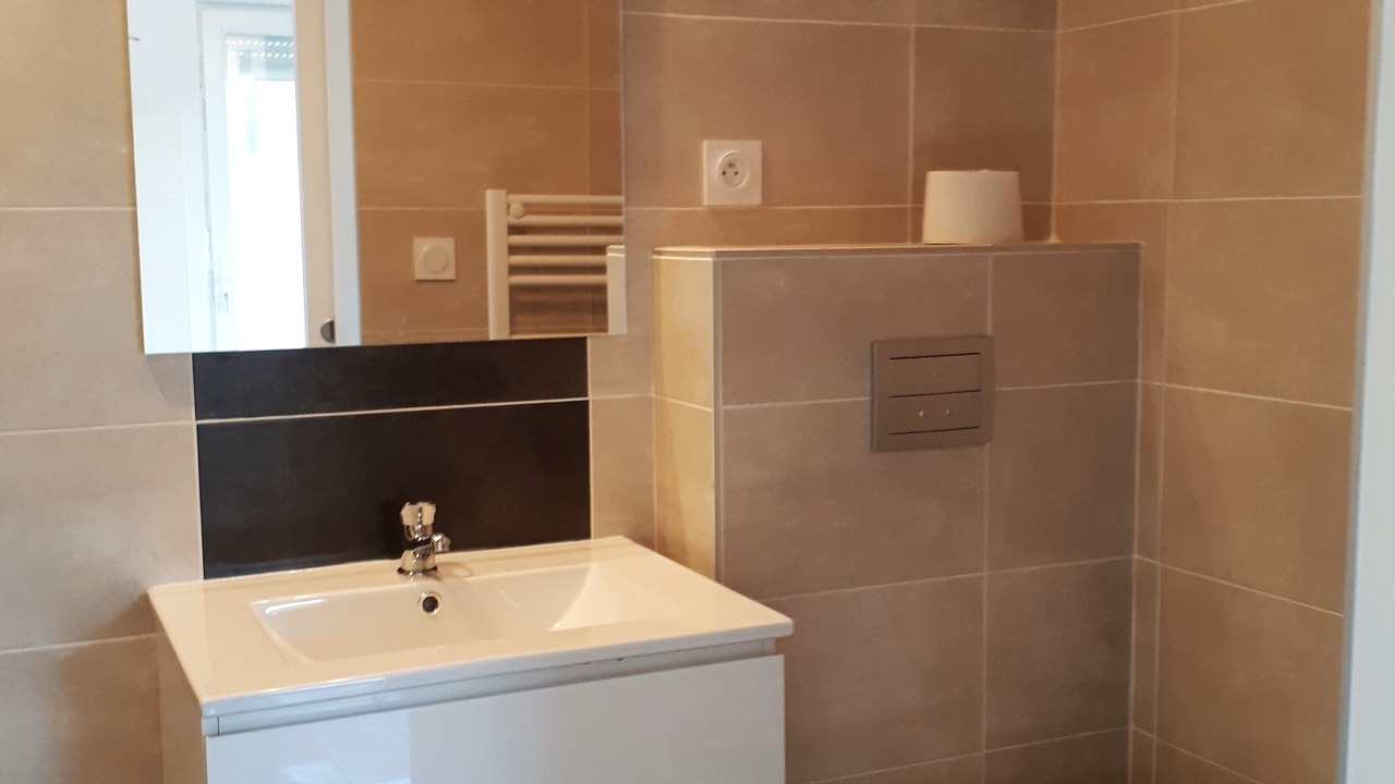 Photo of Bathroom in Donville-les-Bains