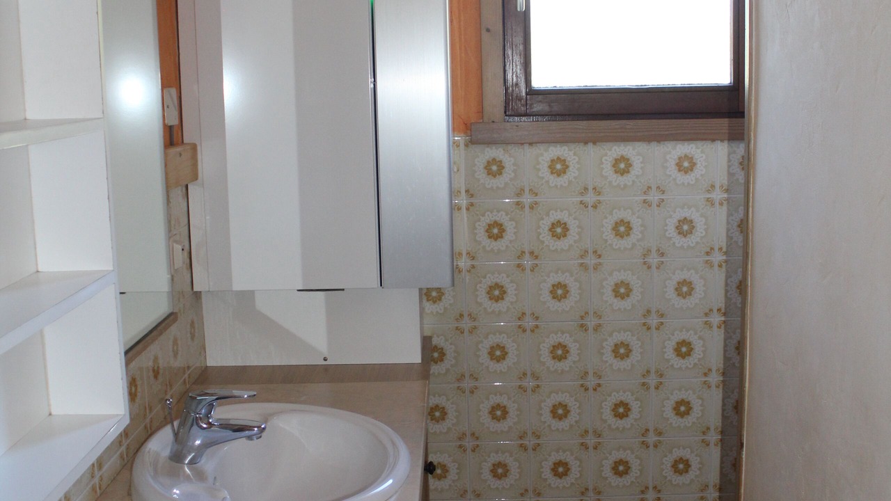 Photo of Bathroom in Thones