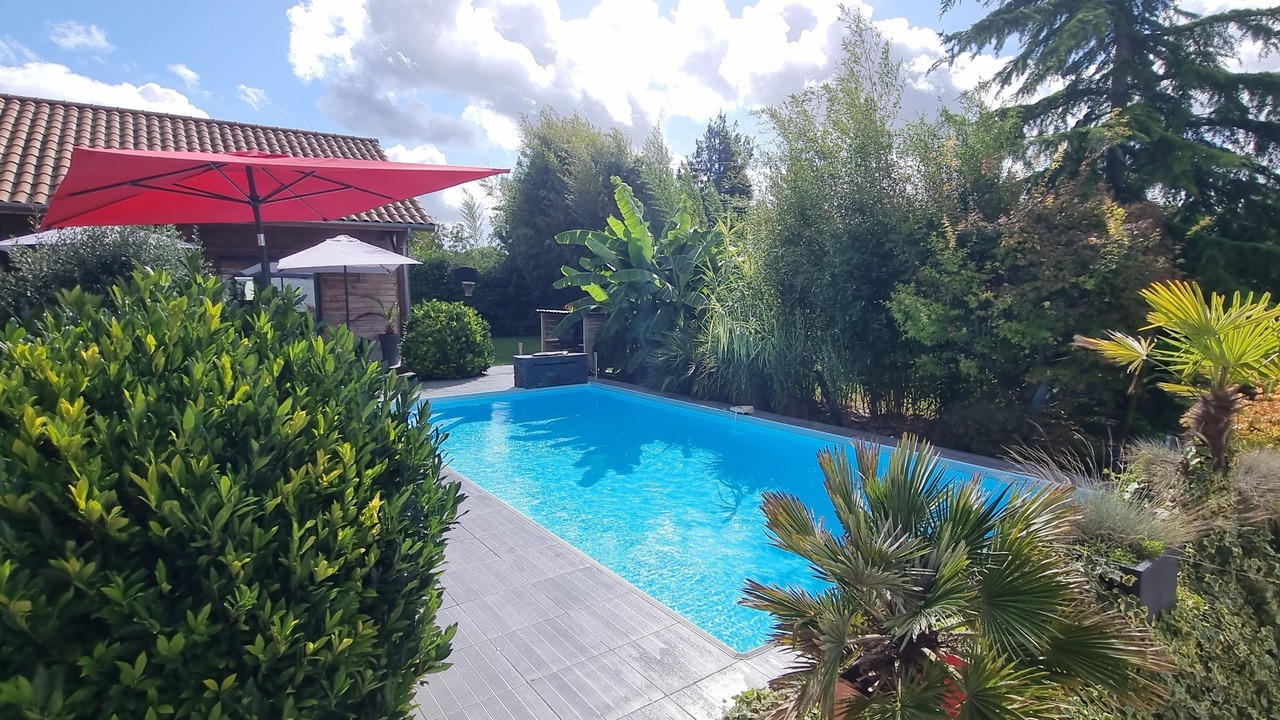 Photo of Outdoor in Lesmont