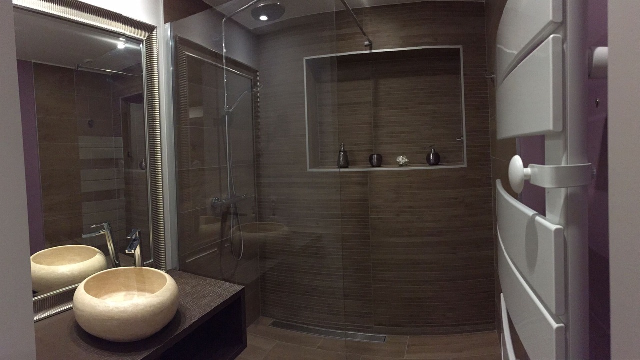 Photo of Bathroom in Six-Fours-les-Plages